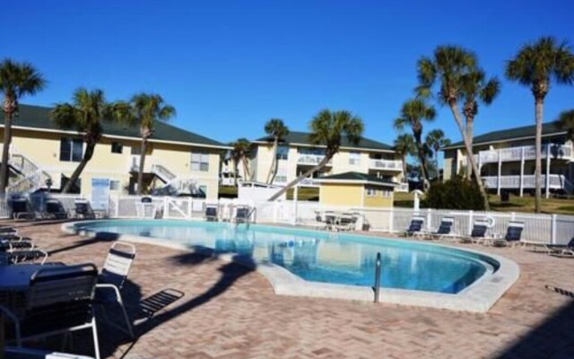 Sandpiper Cove Canal by Holiday Isle