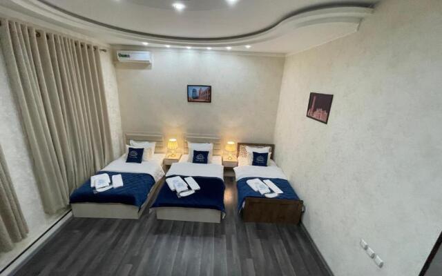 Ipak Hotel