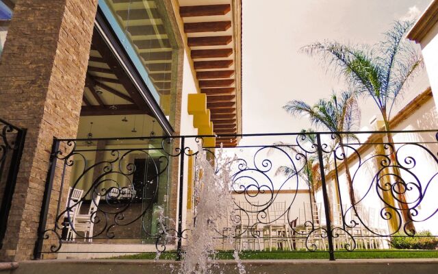 Royal Aqua Luxury Hotel & Spa