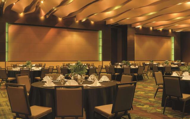 Doubletree by Hilton Cedar Rapids Convention Complex