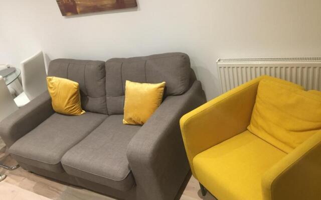Classic Brixton City Apartment