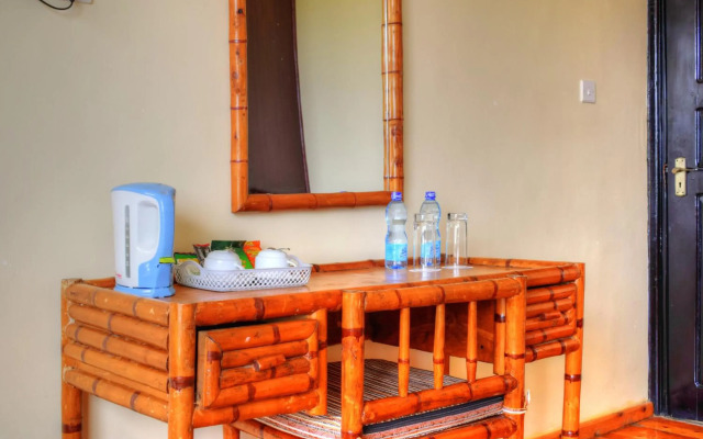 Peaks Hotel Limited