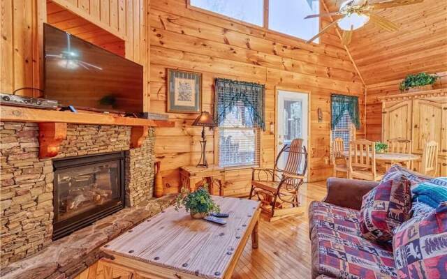 Hummingbird Hideaway - One Bedroom Cabin