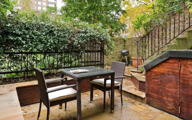 Tasteful 4bed Holland Park