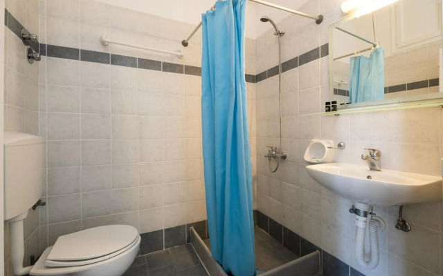 Livadia Hotel