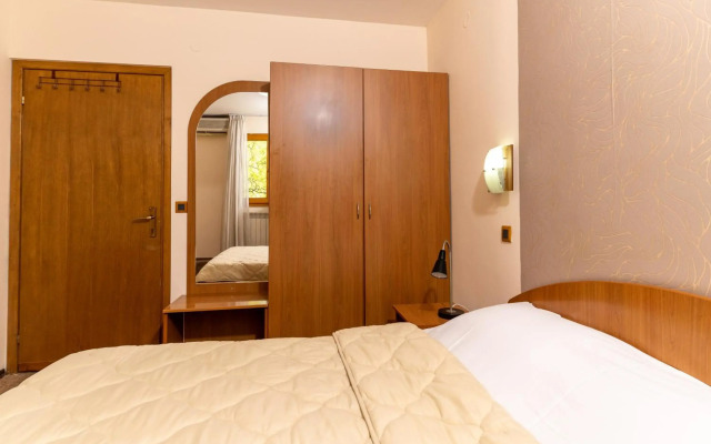 Hotel Kanet