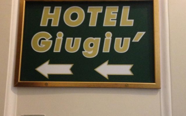 Hotel Giugiù