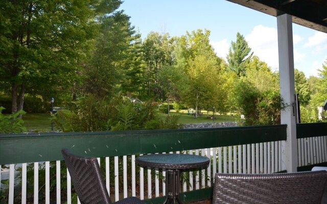 Comme Chez Soi Restaurant & Auberge