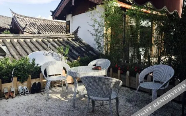 Lijiang Qingyi Inn