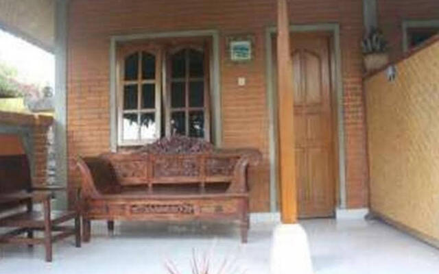 Pelangi 2 Guest House