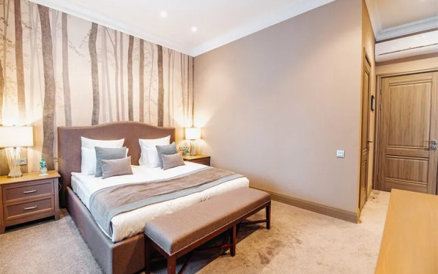 Grand Manor 5*
