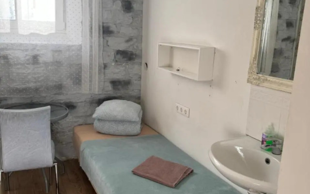 Suda Hostel
