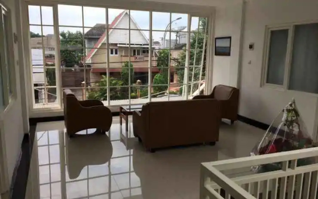 Granada Syariah Guest House