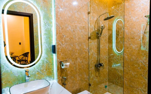 Hue Golden Inn Hotel