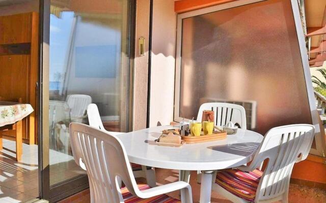 Appartement Le Lavandou, 1 pièce, 4 personnes - FR-1-251-202