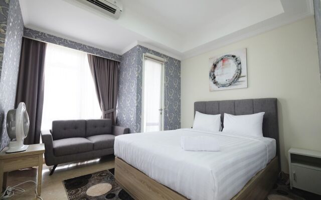 Fabulous Menteng Park Studio Apartment