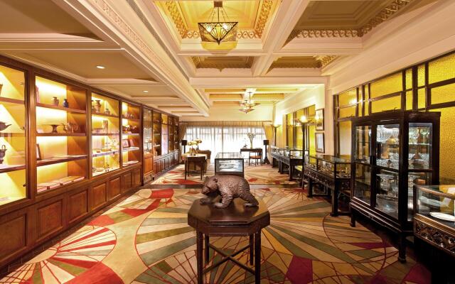 Fairmont Peace Hotel on the Bund