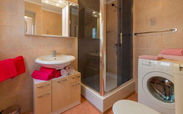 Holiday home in Crikvenica 39155