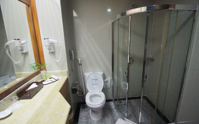 Planet Holiday Hotel & Residence