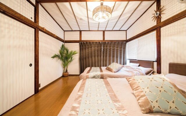 Plat House Shinjuku 202