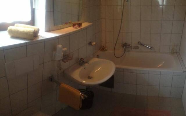 Appartement/Frühstückspension Sunnhäusl