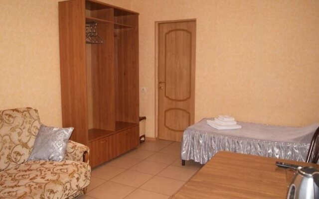 Karetnyy Dvor, otel'-sauna