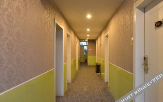 Xin Tu  Hostel