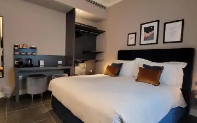 Santarella Guest House