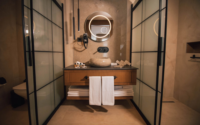 Panagia Suite Hotel