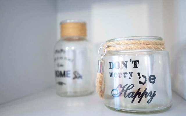 Victoria Avenue Apartment