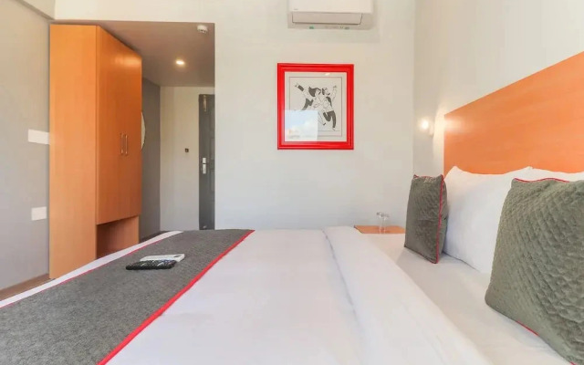 Sumithra Inn by OYO Rooms