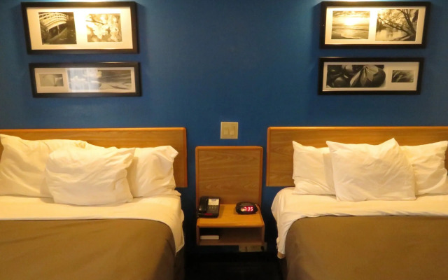 Rodeway Inn At Six Flags