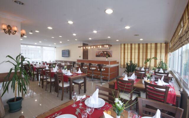 Ünal Hotel