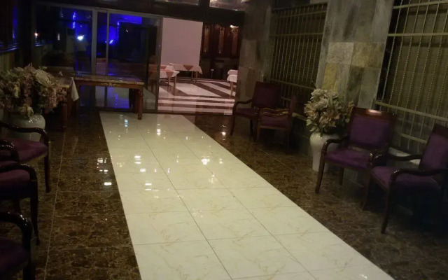 Jad Hotel Suites