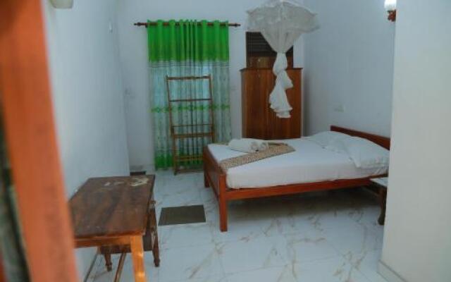 Rivelco Holiday Inn