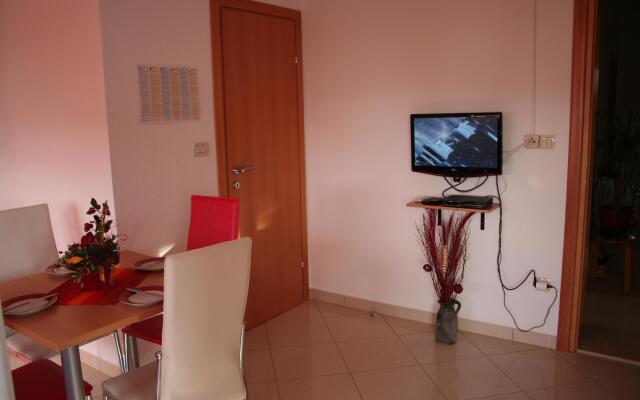 Central - 40m from the beach - A1(2+2)