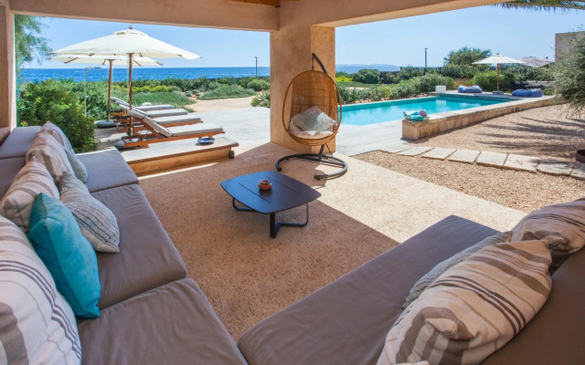 Villa Cabrera With Private Pool 12 Pax