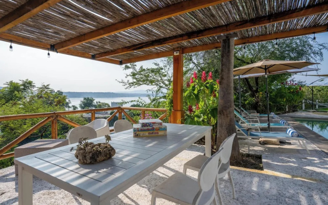 Luxury House Pool fire Pit & Lake view