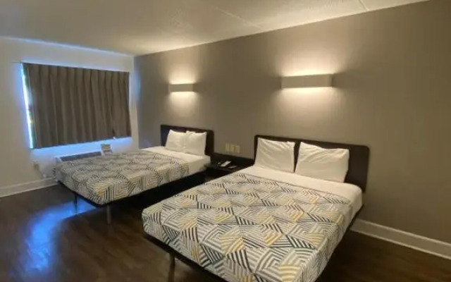 Super 8 Manchester