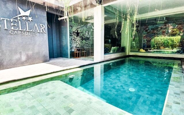 Stellar Capsules - Hostel