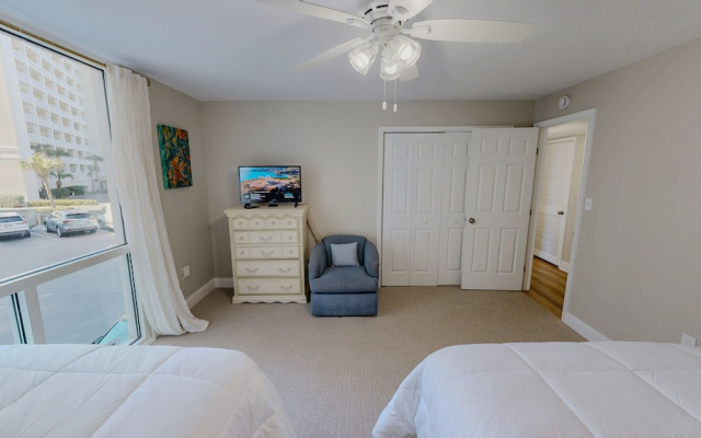 Shoreline Towers 2021 3 Bedroom Condo