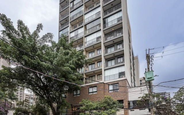 Modern Studio 450m From the Subway Ism0806