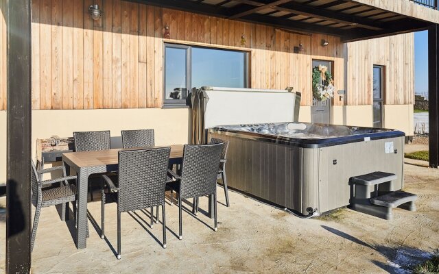 Host Stay The Gathering