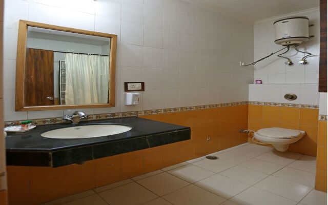 OYO 8876 Hotel Sarthi