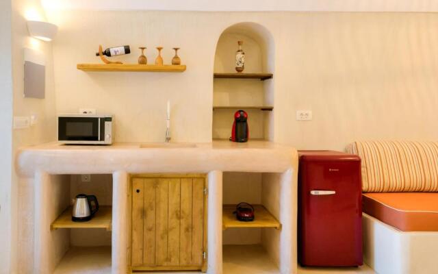 Pasithea Suites