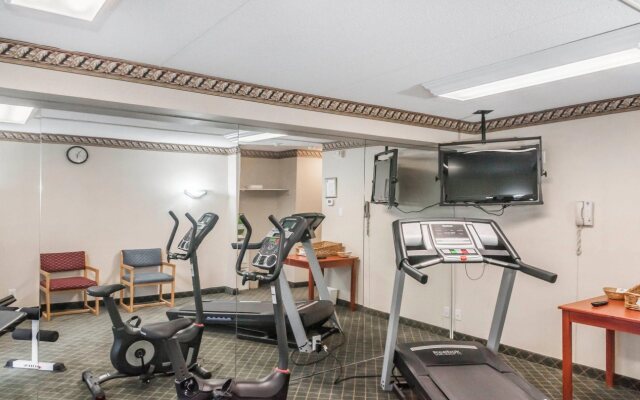 Mississauga Inn and Suites