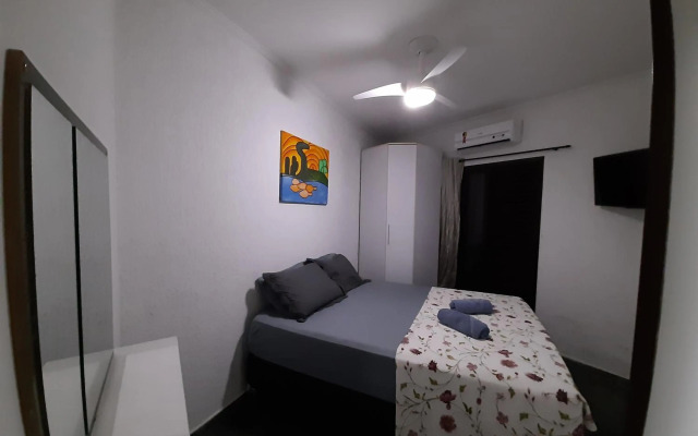 Apartamento Centro de Bertioga 100MTS da praia.