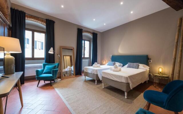 HEART OF FLORENCE Pitti 2 Bed-Apartment! hosted by Sweetstay