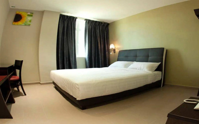 Ayer Hitam Hotel