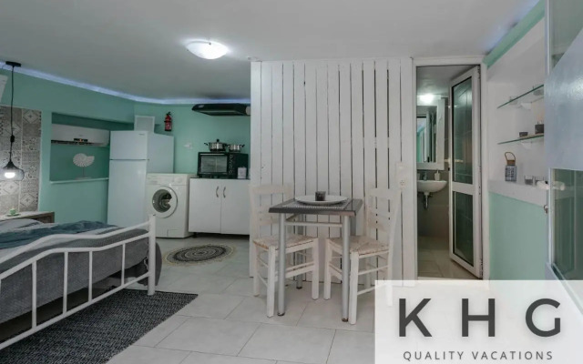 Little Studio in Argostoli (semi ground floor level)